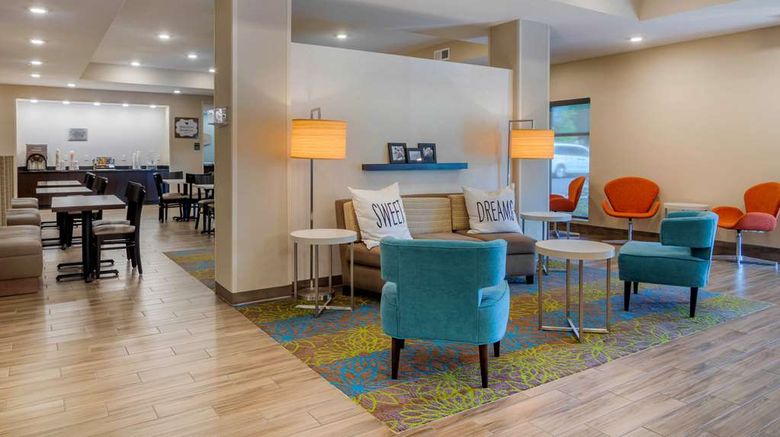 <b>MainStay Suites Newnan Lobby</b>. Images powered by <a href="https://iceportal.shijigroup.com/" title="IcePortal" target="_blank">IcePortal</a>.