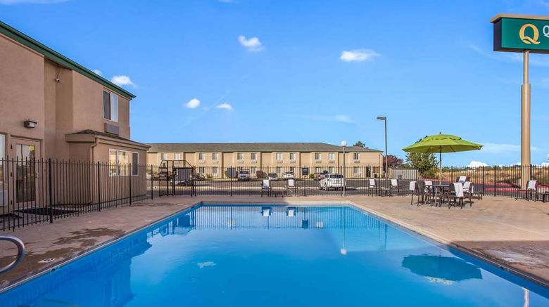 <b>Quality Inn & Suites Meridian Pool</b>. Images powered by <a href="https://iceportal.shijigroup.com/" title="IcePortal" target="_blank">IcePortal</a>.