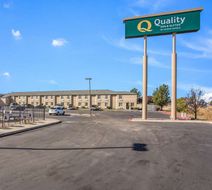 Quality Inn & Suites Meridian Exterior