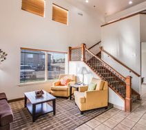 Quality Inn & Suites Meridian Lobby