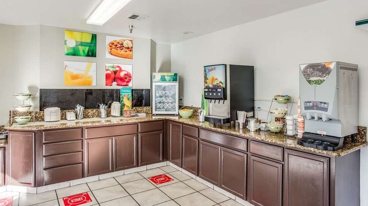 Quality Inn & Suites Meridian Restaurant