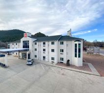 Econo Lodge Hot Springs, SD Exterior