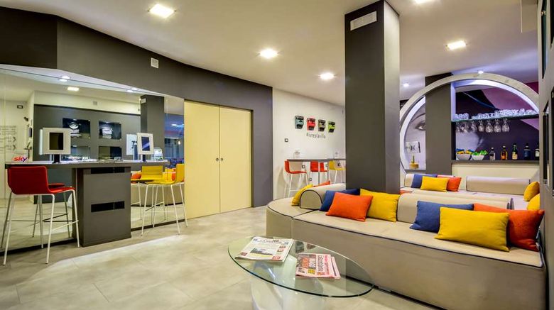 <b>La Villa,Sure Hotel Coll by Best Western Lobby</b>. Images powered by <a href="https://iceportal.shijigroup.com/" title="IcePortal" target="_blank">IcePortal</a>.