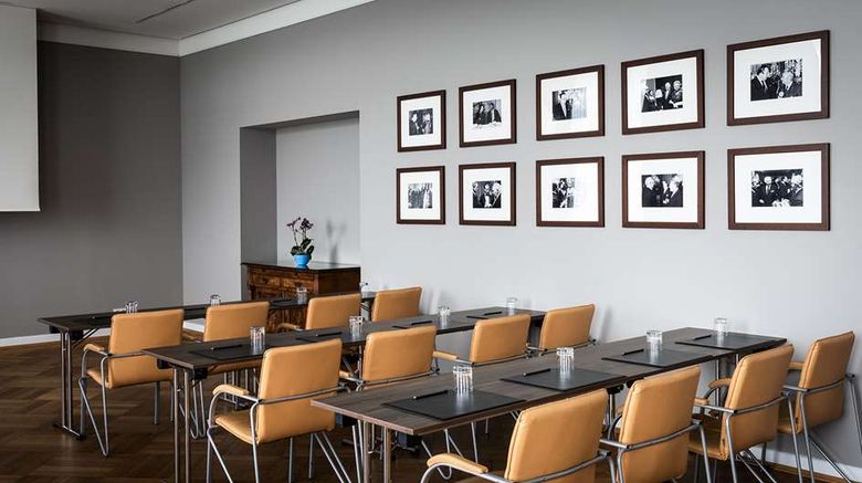 <b>Ameron Hotel Konigshof Bonn Meeting</b>. Images powered by <a href="https://iceportal.shijigroup.com/" title="IcePortal" target="_blank">IcePortal</a>.