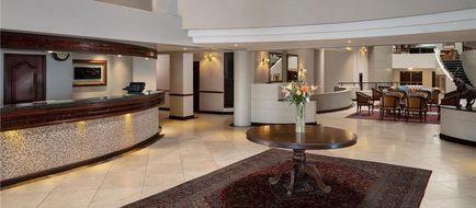 Premier Hotel Regent Lobby