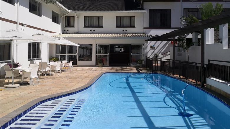 <b>Premier Hotel Pinetown Pool</b>. Images powered by <a href="https://iceportal.shijigroup.com/" title="IcePortal" target="_blank">IcePortal</a>.