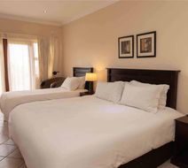 Splendid Inn Port Edward Room