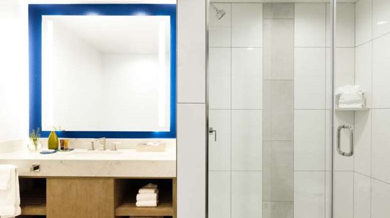 <b>Ayres Hotel Chula Vista Room</b>. Images powered by <a href="https://iceportal.shijigroup.com/" title="IcePortal" target="_blank">IcePortal</a>.