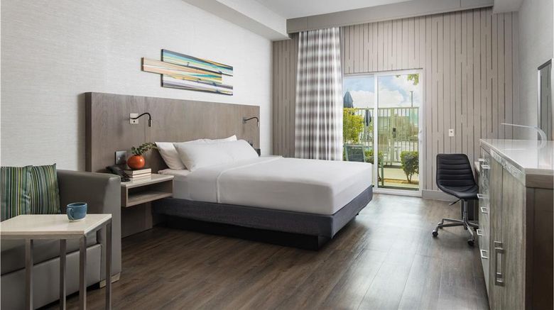 <b>Ayres Hotel Chula Vista Room</b>. Images powered by <a href="https://iceportal.shijigroup.com/" title="IcePortal" target="_blank">IcePortal</a>.