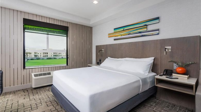 <b>Ayres Hotel Chula Vista Room</b>. Images powered by <a href="https://iceportal.shijigroup.com/" title="IcePortal" target="_blank">IcePortal</a>.