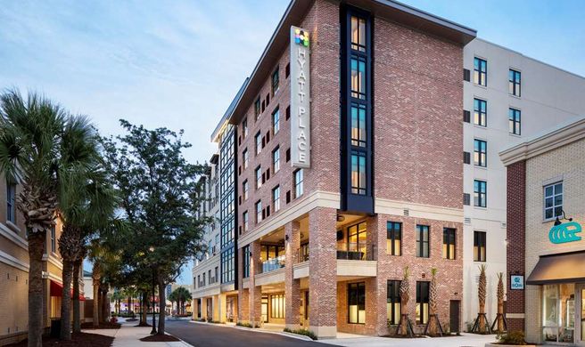 Hyatt Place Mount Pleasant Towne Centre Exterior