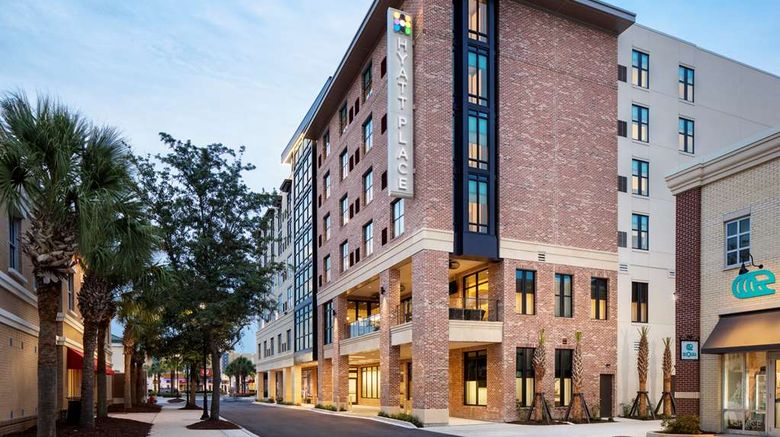 Hyatt Place Mount Pleasant Towne Centre Exterior. Images powered by <a href="https://iceportal.shijigroup.com" target="_blank" rel="noopener">Ice Portal</a>.