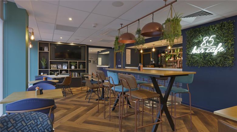 <b>Travelodge Highbridge Burnham-on-Sea Restaurant</b>. Images powered by <a href="https://iceportal.shijigroup.com/" title="IcePortal" target="_blank">IcePortal</a>.