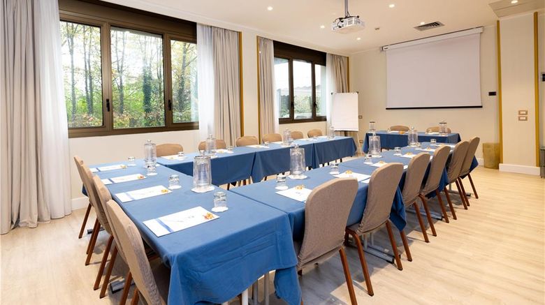 <b>Best Western Air Hotel Linate Meeting</b>. Images powered by <a href="https://iceportal.shijigroup.com/" title="IcePortal" target="_blank">IcePortal</a>.
