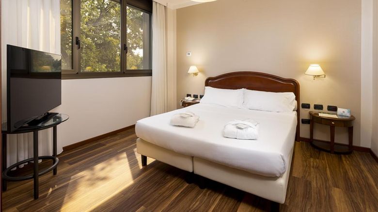 <b>Best Western Air Hotel Linate Suite</b>. Images powered by <a href="https://iceportal.shijigroup.com/" title="IcePortal" target="_blank">IcePortal</a>.