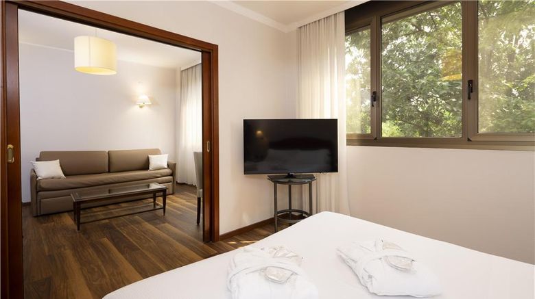 <b>Best Western Air Hotel Linate Suite</b>. Images powered by <a href="https://iceportal.shijigroup.com/" title="IcePortal" target="_blank">IcePortal</a>.
