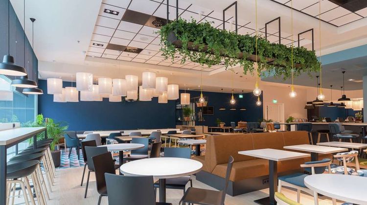 Hampton by Hilton Utrecht Central Lobby