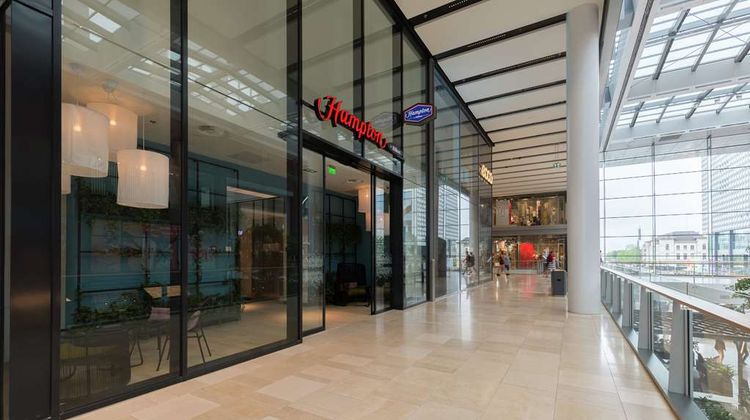 Hampton by Hilton Utrecht Central Lobby