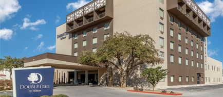 DoubleTree by Hilton Lubbock-Univ Area Exterior
