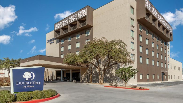 <b>DoubleTree by Hilton Lubbock-Univ Area Exterior</b>. Images powered by <a href="https://iceportal.shijigroup.com/" title="IcePortal" target="_blank">IcePortal</a>.