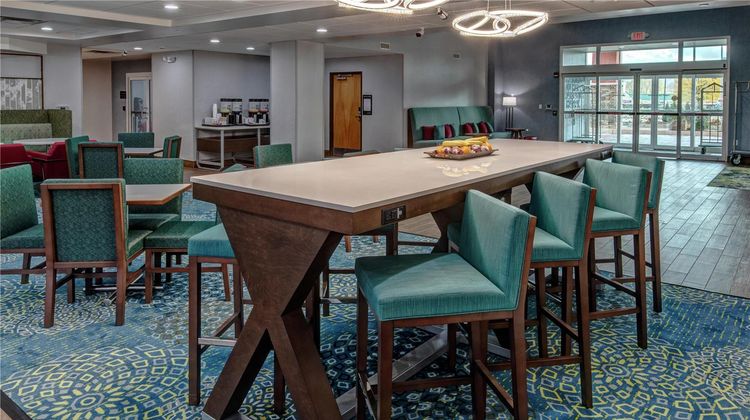 Hampton Inn Latrobe Restaurant