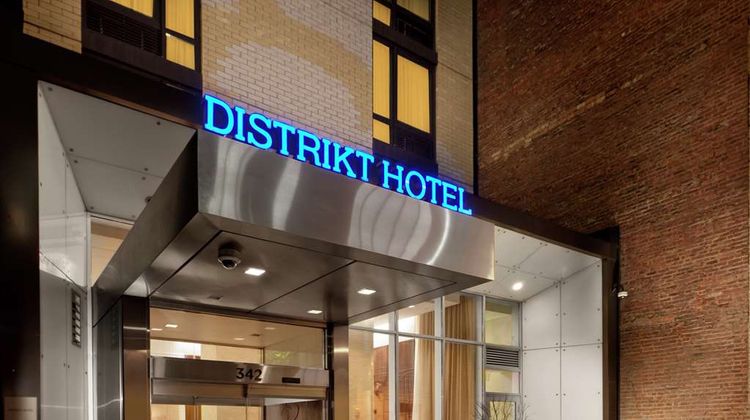 Distrikt Hotel New York City TimesSquare Exterior
