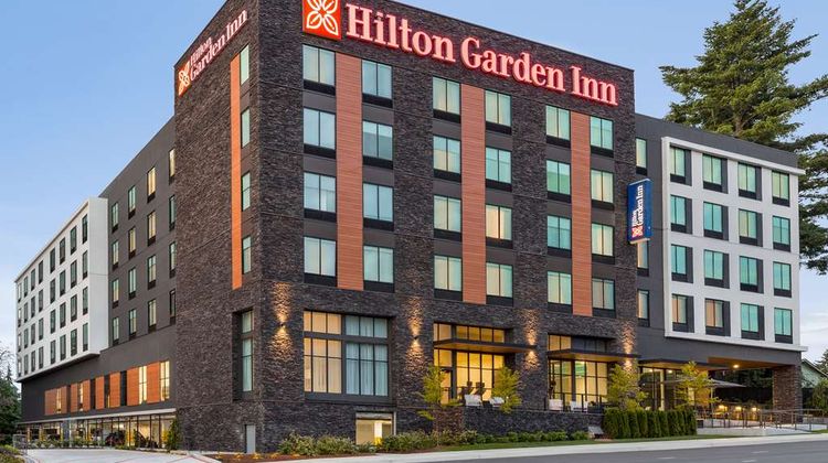 Hilton Garden Inn Seattle Airport Exterior