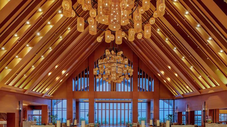 <b>DoubleTree by Hilton Shanwei Lobby</b>. Images powered by <a href="https://iceportal.shijigroup.com/" title="IcePortal" target="_blank">IcePortal</a>.