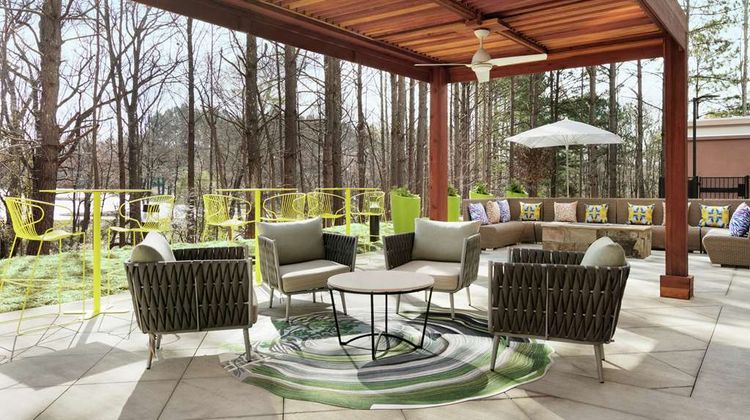 Hampton Inn and Suites Johns Creek Exterior