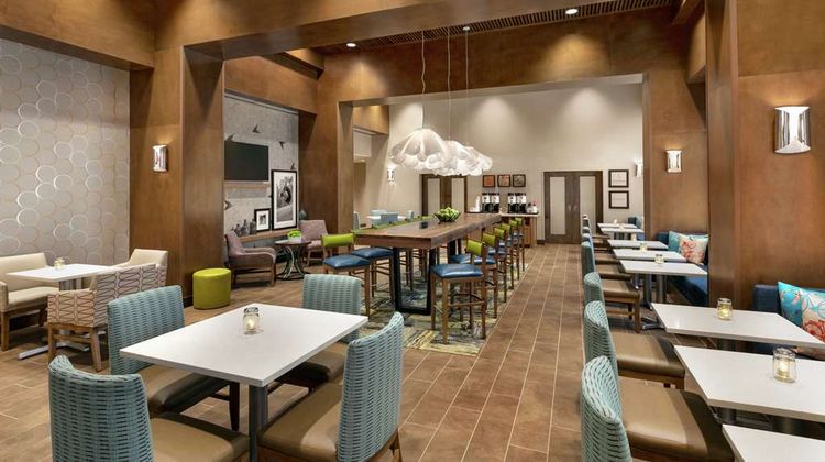 Hampton Inn and Suites Johns Creek Lobby