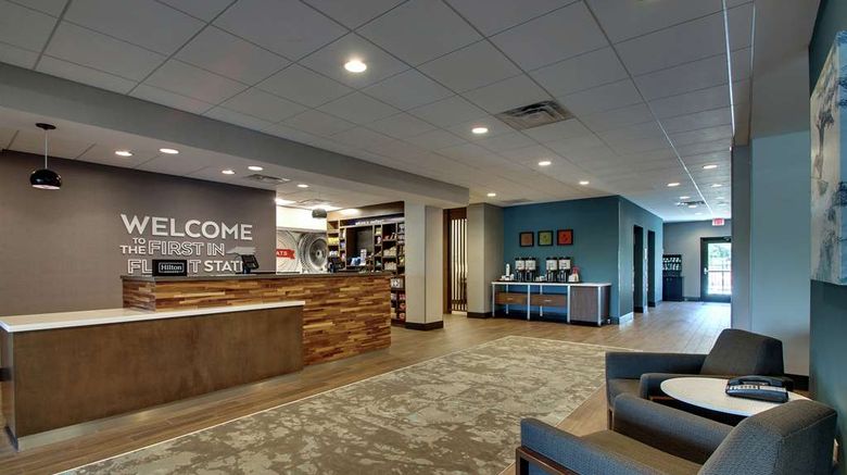 <b>Hampton Inn & Suites by Hilton Southport Lobby</b>. Images powered by <a href="https://iceportal.shijigroup.com/" title="IcePortal" target="_blank">IcePortal</a>.