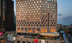 DoubleTree by Hilton Montreal