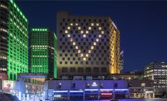 DoubleTree by Hilton Montreal