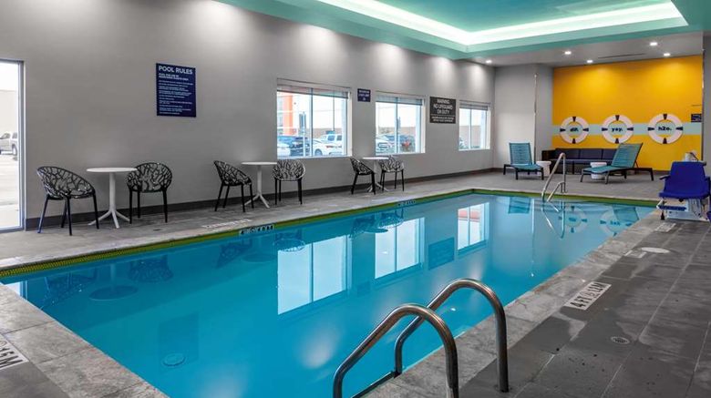 <b>Tru by Hilton Cypress Houston Pool</b>. Images powered by <a href="https://iceportal.shijigroup.com/" title="IcePortal" target="_blank">IcePortal</a>.