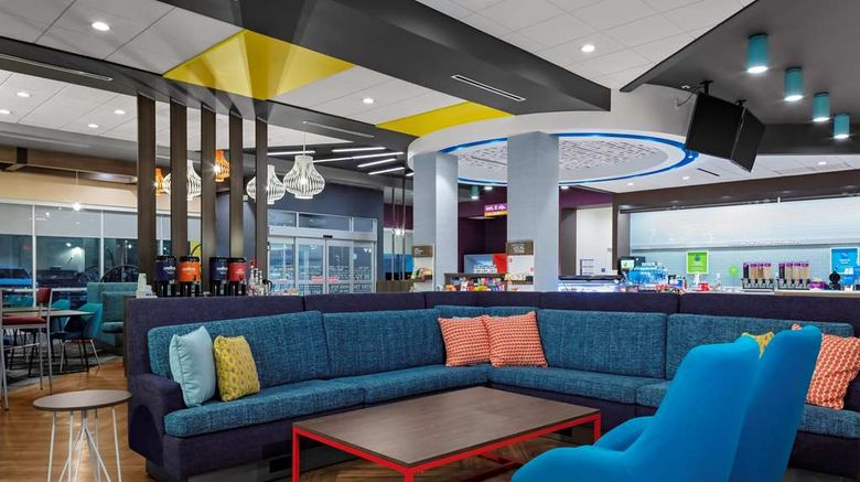 <b>Tru by Hilton Cypress Houston Lobby</b>. Images powered by <a href="https://iceportal.shijigroup.com/" title="IcePortal" target="_blank">IcePortal</a>.