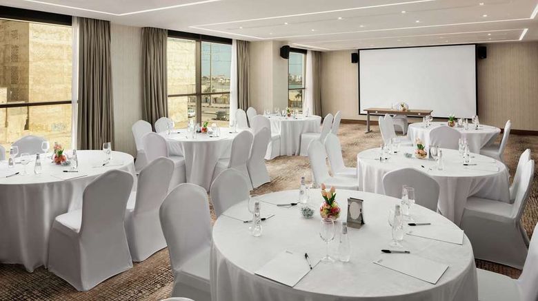 <b>Hilton Garden Inn Al Jubail Meeting</b>. Images powered by <a href="https://iceportal.shijigroup.com/" title="IcePortal" target="_blank">IcePortal</a>.