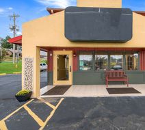 Rodeway Inn Benton Exterior