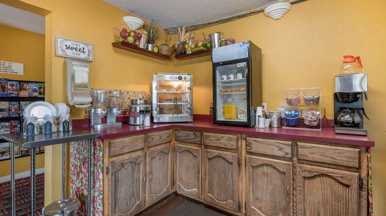 <b>Rodeway Inn Benton Restaurant</b>. Images powered by <a href="https://iceportal.shijigroup.com/" title="IcePortal" target="_blank">IcePortal</a>.