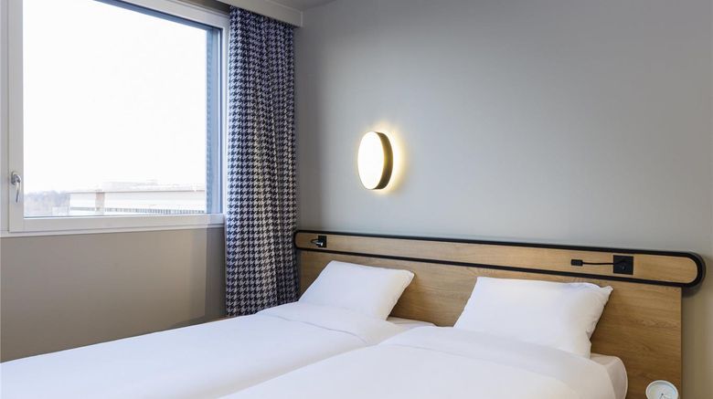 <b>Adagio Access Palaiseau Saclay Room</b>. Images powered by <a href="https://iceportal.shijigroup.com/" title="IcePortal" target="_blank">IcePortal</a>.