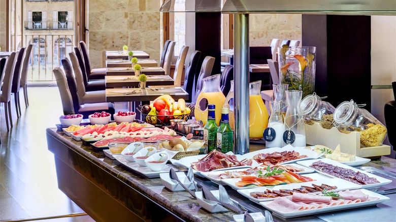 <b>Sercotel Las Torres Hotel Restaurant</b>. Images powered by <a href="https://iceportal.shijigroup.com/" title="IcePortal" target="_blank">IcePortal</a>.