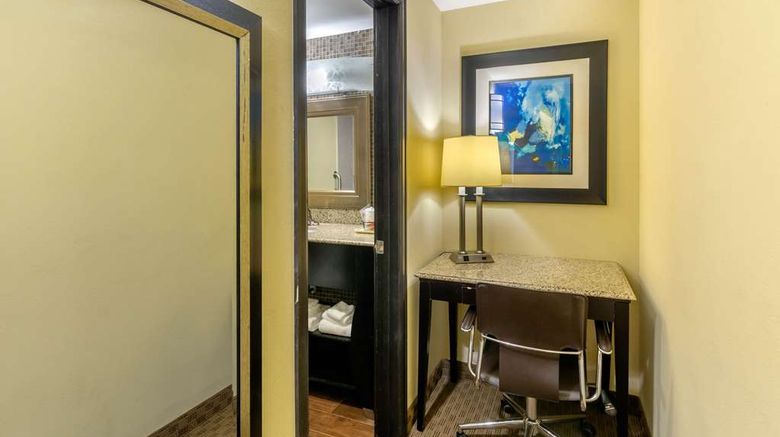 <b>Quality Inn Covington Room</b>. Images powered by <a href="https://iceportal.shijigroup.com/" title="IcePortal" target="_blank">IcePortal</a>.