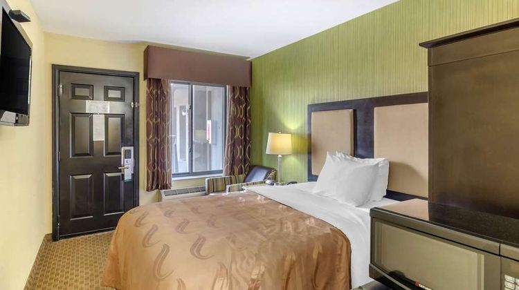 Quality Inn Covington Room