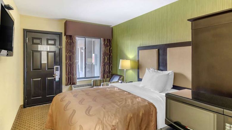<b>Quality Inn Covington Room</b>. Images powered by <a href="https://iceportal.shijigroup.com/" title="IcePortal" target="_blank">IcePortal</a>.