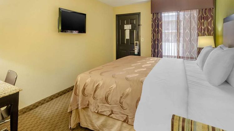 Quality Inn Covington Room