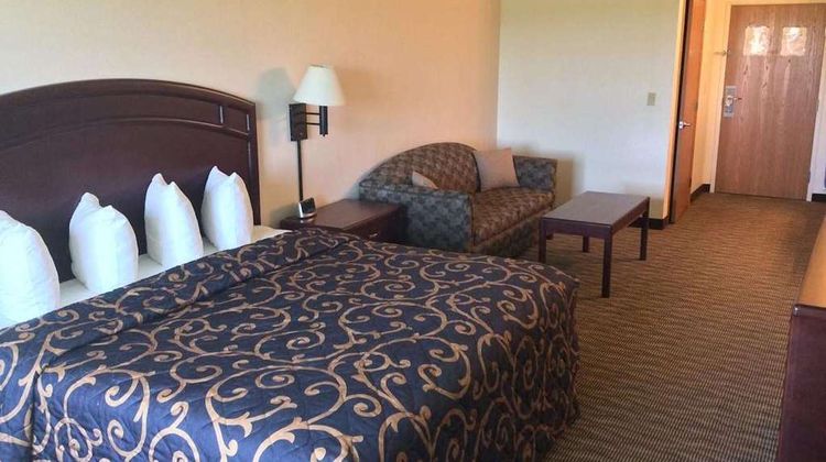 Baymont by Wyndham Harlan Room