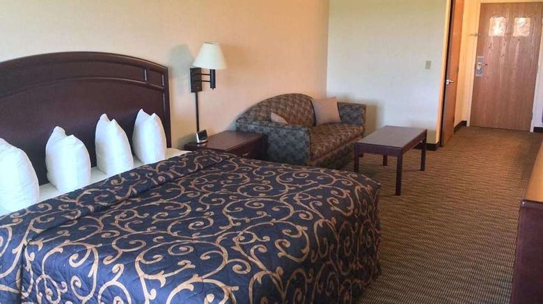 <b>Baymont by Wyndham Harlan Room</b>. Images powered by <a href="https://iceportal.shijigroup.com/" title="IcePortal" target="_blank">IcePortal</a>.