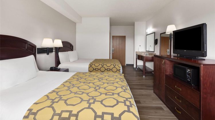 Baymont by Wyndham Harlan Room