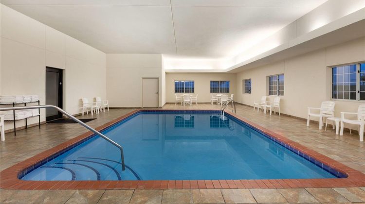 Baymont by Wyndham Harlan Pool