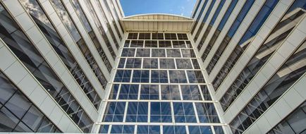 Wyndham Manta Sail Plaza Hotel Exterior