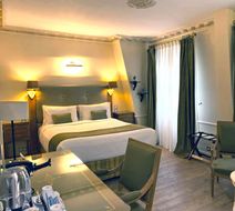 Gavarni Hotel Room